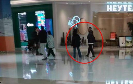 红馆理发店爆料视频播放,揭秘幕后真相